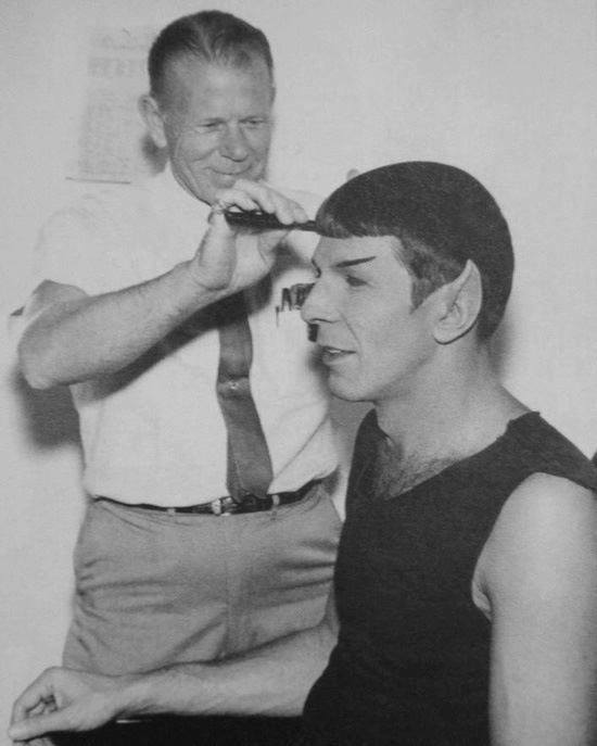 Spock (Leonard Nimoy) - Backstage having a haircut